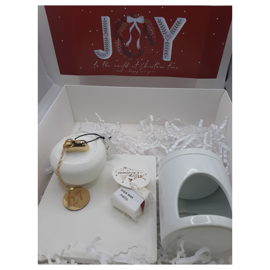 Σετ δώρου με κεραμικό καυστήρα, wax melts και κεραμικό στολίδι
